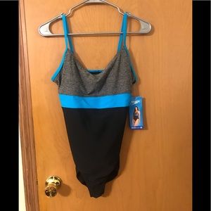 Women’s Speedo swimsuit size 10 NWT